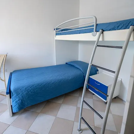 Carlotta Lido Aparthotel