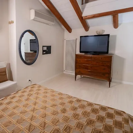 Carlotta Lido 4*