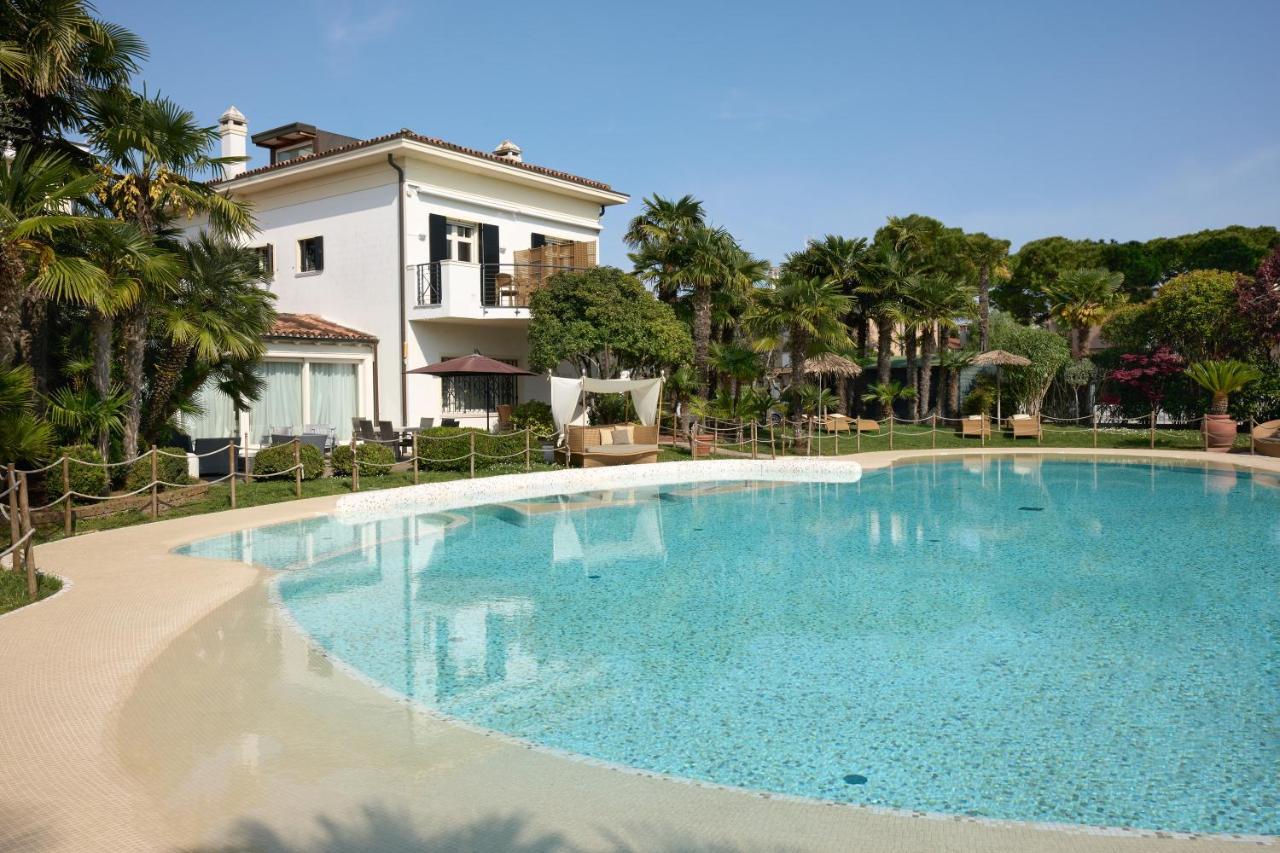 Carlotta Lido Aparthotel *