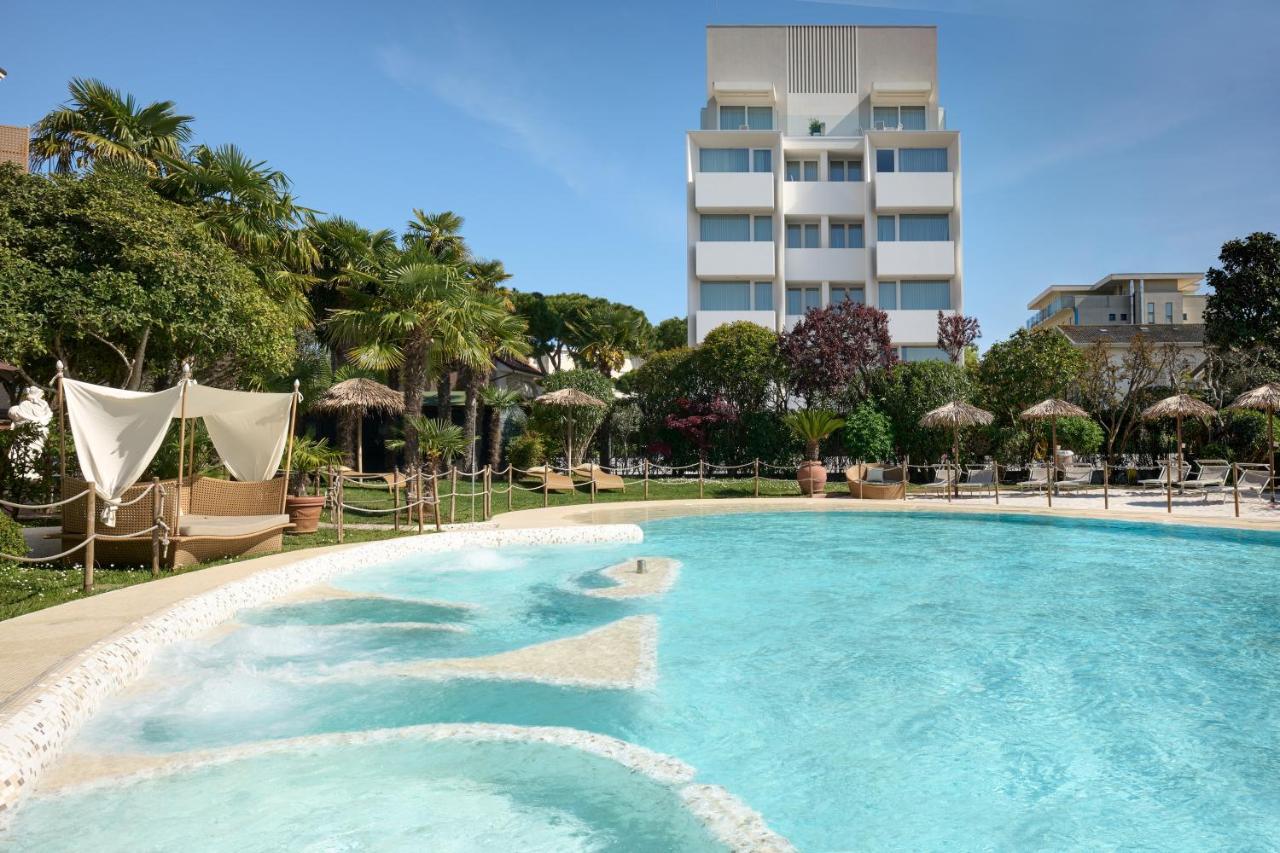 Aparthotel Carlotta Lido