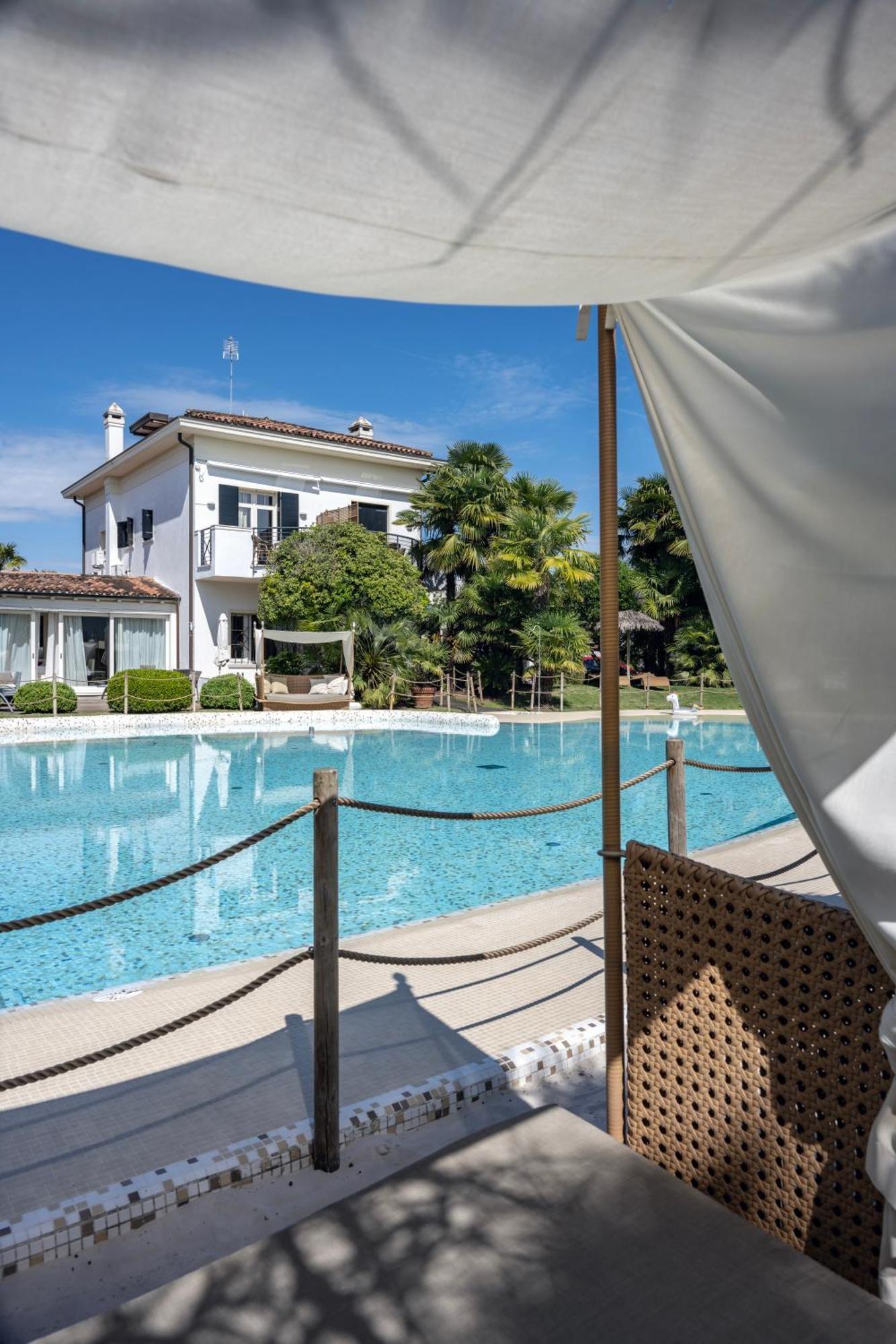Carlotta Lido * Lido di Jesolo